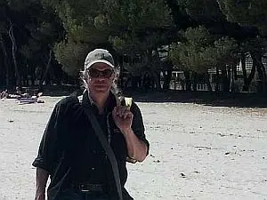 Image https://gadoa.com/img/myself.webp